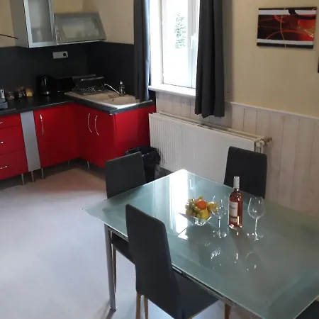 Les Eylauds Apartment